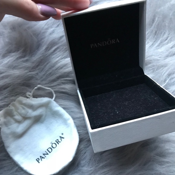 Pandora bracelet with charm - Picture 5 of 5